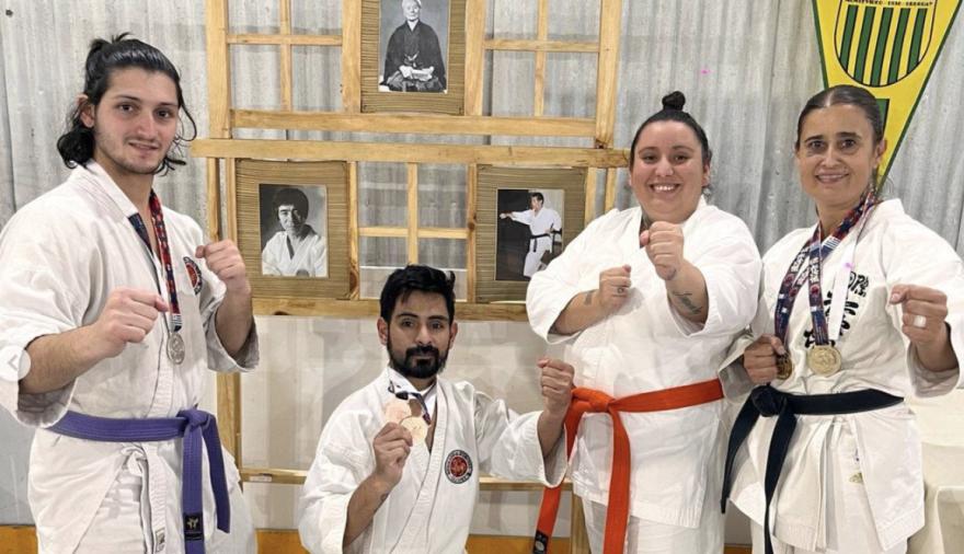 Necochea brilló en Uruguay: Rosa Parson ganó dos medallas de oro en el Sudamericano de Karate