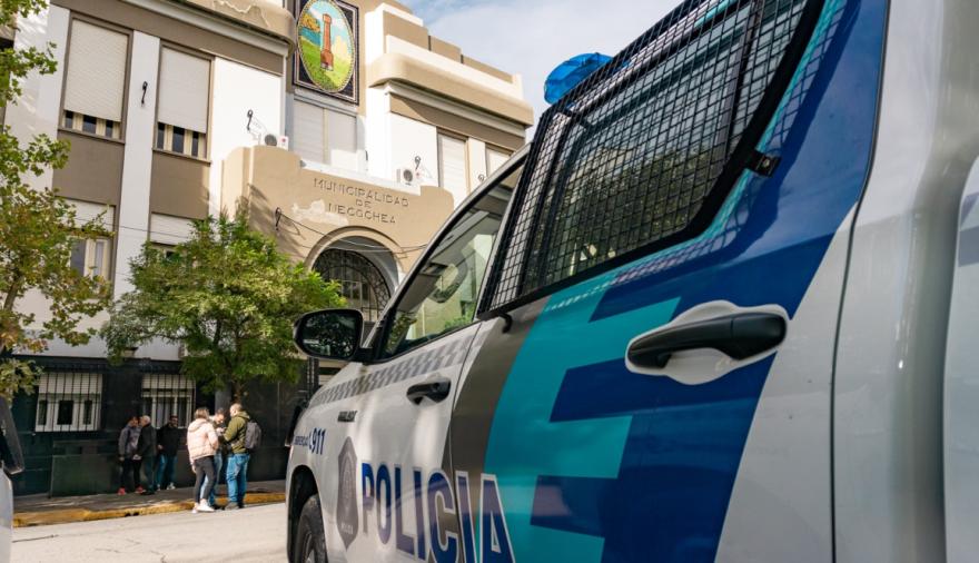 Brutal ataque de violencia de género en Necochea: golpeó salvajemente a su pareja y terminó detenido junto al hijo de la víctima