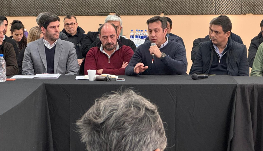 Rojas reclamó más herramientas para los municipios en una cumbre provincial sobre seguridad