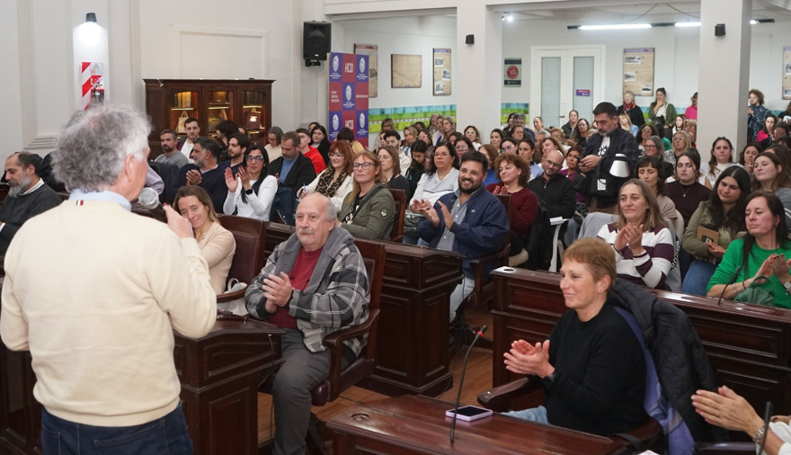 Ante un gran marco de público se realizó un nuevo Conversatorio de Discapacidad