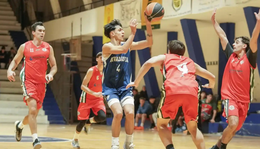 Básquet: Centro Vasco eliminó a Rivadavia y jugará la final del Apertura ante Huracán