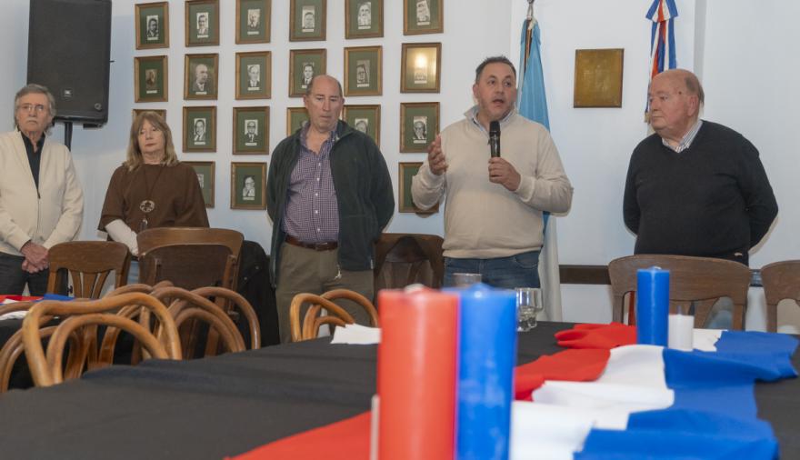 "Las instituciones perduran cuando hay personas dispuestas a sostenerlas", destacó Alejandro Silva