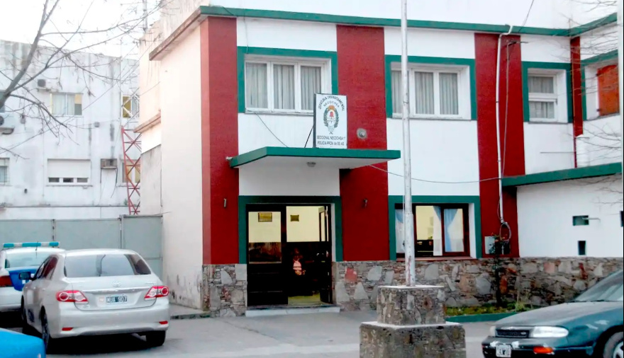 Robaron un maletín médico con instrumental, historias clínicas y documentación personal