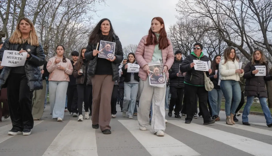 "No voy a bajar los brazos", expresó la mamá de Anita, que convirtió el dolor en un reclamo por la Autovía de la Ruta 88