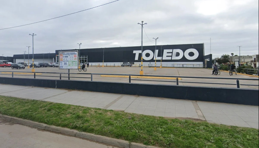 Trabajadores de Toledo reclaman el 60% de los salarios de julio que aún no cobraron