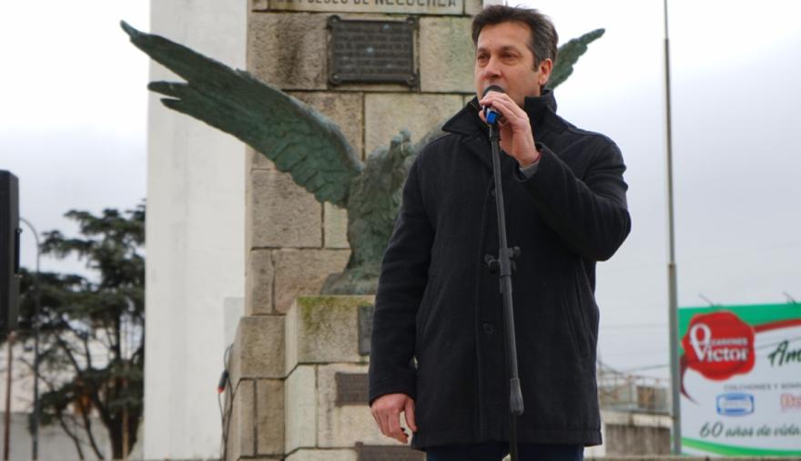 Rojas llamó a construir una Necochea unida y sostuvo que "debemos seguir creciendo con los valores que nos inculcó San Martín"