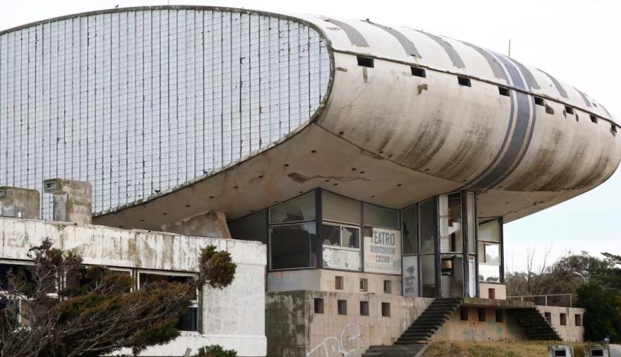 Complejo Casino: fijaron el precio base para subastar el Teatro Auditórium y entregaron la tenencia de las parcelas adjudicadas
