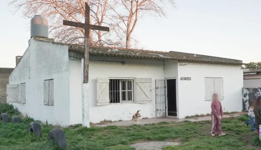 Robaron en dos capillas de Necochea y piden colaboración para continuar con las actividades