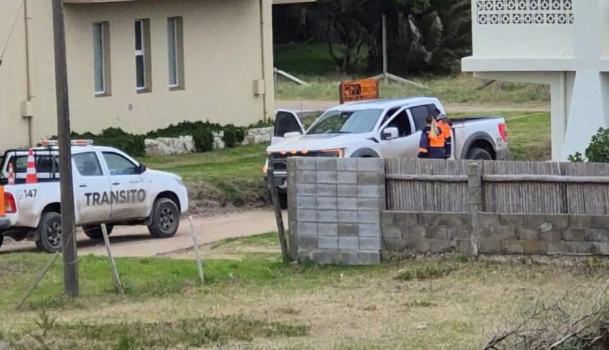 Escándalo en Quequén: abogado porteño se atrincheró dos horas en una camioneta tras hacer peligrosas maniobras