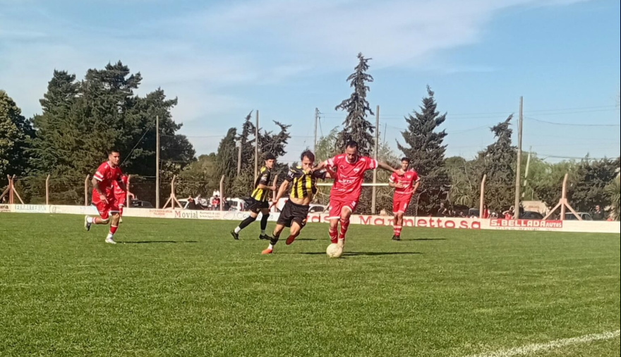 Liga Necochea: se jugó parcialmente la fecha 17 y Sportivo dio el golpe ante Villa Díaz Vélez
