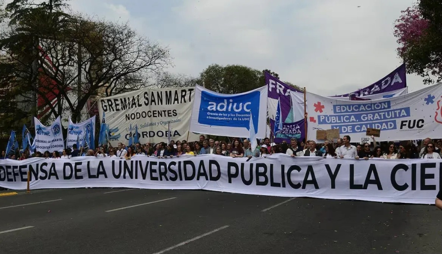 Paro docente :Gremios docentes y la UNICEN paran y marchan este jueves en Necochea y Quequén