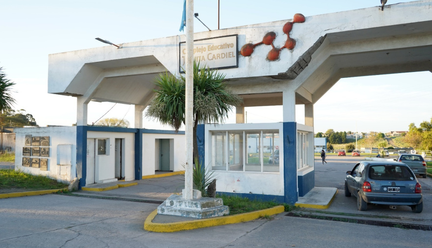 La comunidad del Instituto 31 se moviliza ante la posible suspensión de dos profesorados para 2027