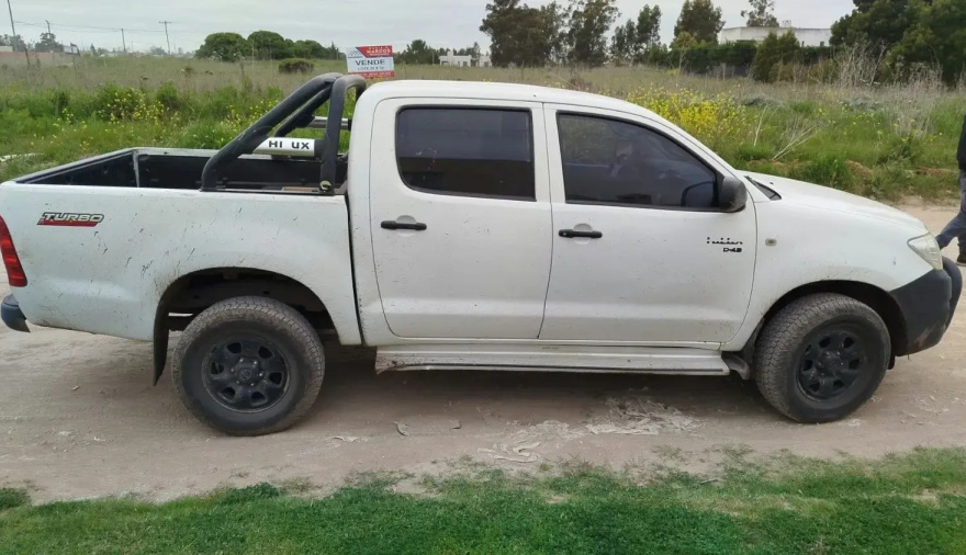 Cayó una banda que robó una camioneta en Lobería: se habían llevado un bolso con miles de dólares