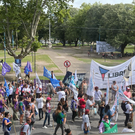 Marcha en Necochea: Organizaciones sociales se suman al piquete nacional contra las medidas económicas de Milei