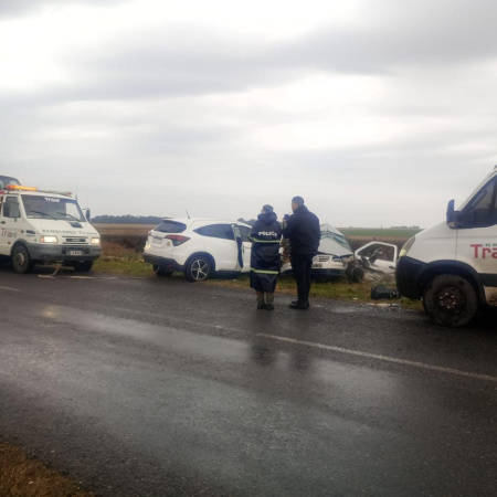 Grave accidente en Ruta 55: murió un médico que iba a trabajar a Lobería y hay dos mujeres heridas