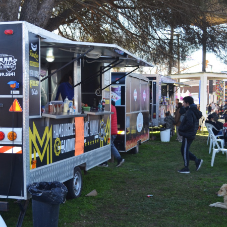 Se convoca a emprendedores y vehículos gastronómicos para el aniversario de Quequén