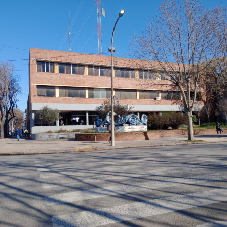 Intensifican trabajos eléctricos para reabrir el Centro Cívico el próximo lunes