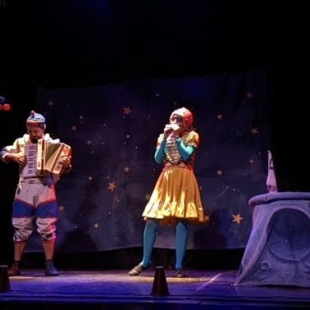 Faina presenta una función inclusiva y adaptada para toda la familia en el Teatro Municipal