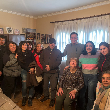 Graciana Maizzani lleva el mensaje de SOMOS NECOCHEA – UCR puerta por puerta