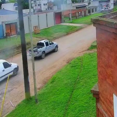 Con apoyo de la lectora de patentes del COM lograron identificar una camioneta con patente adulterada