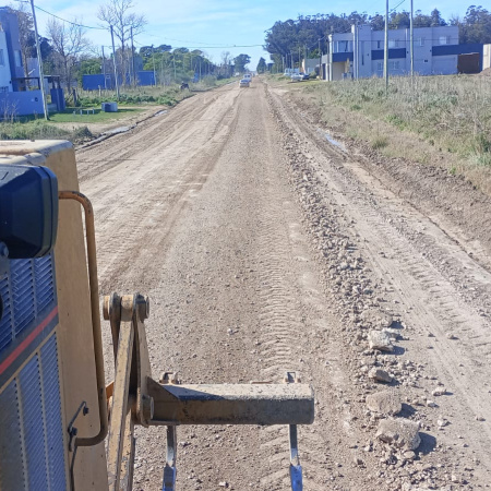 Prosiguen con trabajos de repaso y bacheo en distintos puntos de Necochea y Quequén