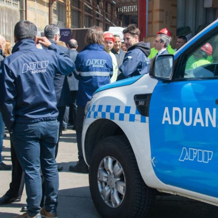 Allanamientos en comercios de Necochea y Quequén: Aduana, ARCA y Prefectura realizaron controles en locales de electrónica