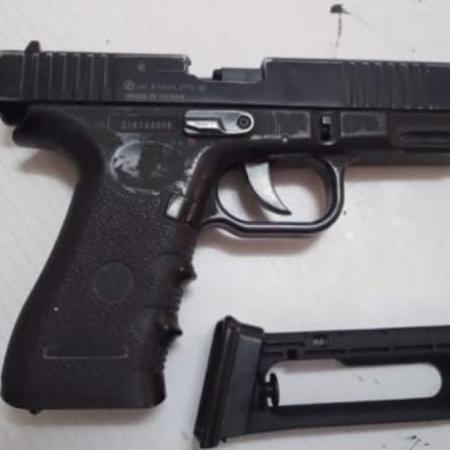 Un estudiante llevó una pistola a la Escuela Secundaria 7 y se activó el protocolo de seguridad