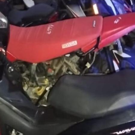Chocó en una moto robada