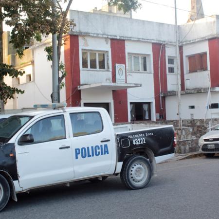 Aprehendieron a un joven que intentó robar una moto en calle 100 y 83