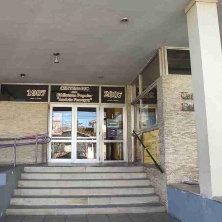 Este viernes habrá una subasta de obras para colaborar con la cooperadora de la Escuela Municipal de Arte