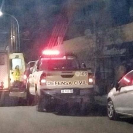 Emergencia en edificio de calle 6: una mujer de 92 años fue rescatada y trasladada al hospital