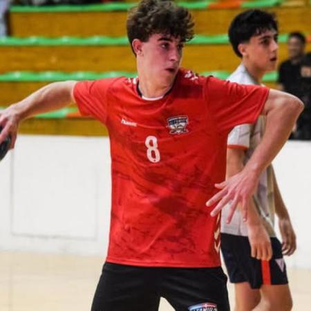 El necochense Demián Goñi fue convocado a la Preselección Argentina de beach handball