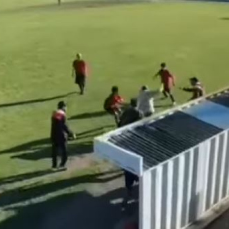 Vergüenza en el fútbol infantil: incidentes en el partido entre Villa Díaz Vélez y Ministerio