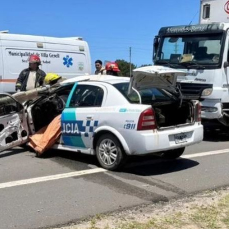 Tragedia en la Ruta 11: un policía murió al chocar de frente contra un camión