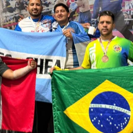 El necochense Juan Bernal, doble campeón latinoamericano en Colombia: “Hoy soy el mejor peso pesado de Latinoamérica y soy feliz”