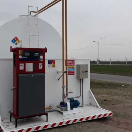 El Gobierno autorizó las estaciones de servicio móviles para ampliar el abastecimiento de combustibles