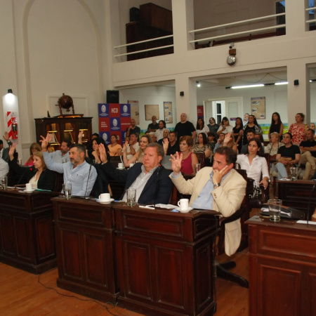 El Concejo decidió trasladar la  sesión ordinaria de fin de 2025  para el martes 30 de diciembre