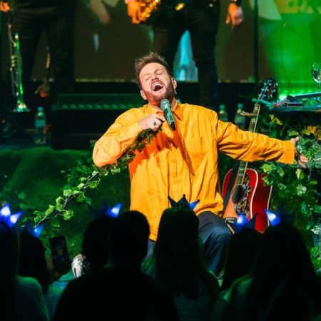 Axel llega al Cine Teatro París con su “25 Tour” y un show renovado