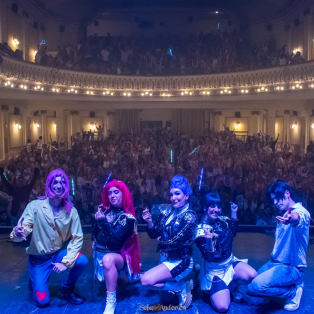 Gran éxito de “Las Guerreras Doradas” en el Teatro París: regresan en febrero