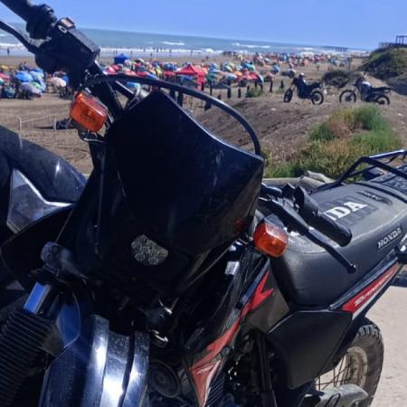 Frustran robo de moto en plena zona costera: tres menores aprehendidos en Necochea