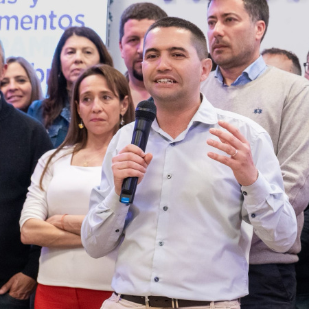 Rodrigo Tabarez cuestionó con dureza el discurso de Milei: “Es inédito y peligroso para la democracia”