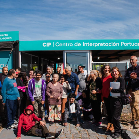 Puerto Quequén abrió sus puertas a jóvenes del Centro de Día “Todo para Ellos” en una jornada inclusiva