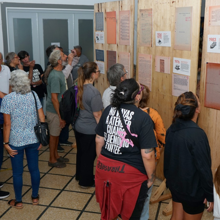 Se presentó en el hall municipal la muestra “Vidas Espiadas”, camino a los 50 años del golpe de Estado