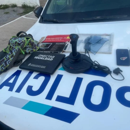 Aprehenden a un hombre en Quequén por resistirse a la policía y llevar elementos sin justificar