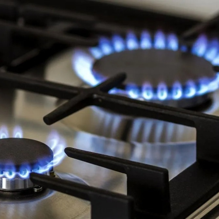 Todo sube: el Gobierno oficializó un nuevo aumento del gas a partir del 1° de abril