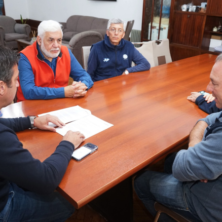 El Intendente recibió al INTA tras la supresión de la Agencia de Extensión Rural en Necochea