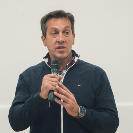 Rojas advirtió por la crisis en los municipios y cuestionó el manejo de fondos por parte de Nación