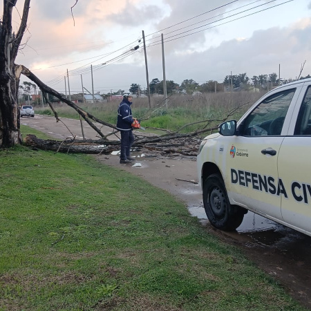 Ráfagas de casi 90 km/h y 52 mm de lluvia, el balance del temporal en Necochea y Quequén