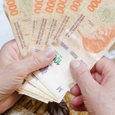 El Gobierno confirmó el pago del bono de $70 mil para jubilados y pensionados