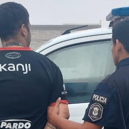 Quequén: dos hombres detenidos tras agredir a policías durante un operativo